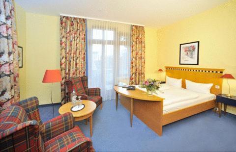 Hotel Am Kurpark Schönebeck الغرفة الصورة