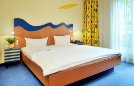 Hotel Am Kurpark Schönebeck الغرفة الصورة